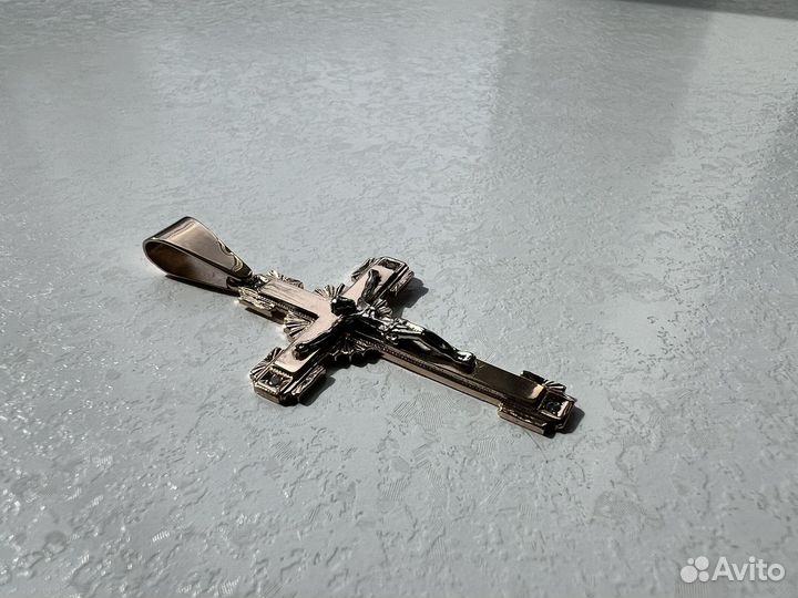 Золотой крест