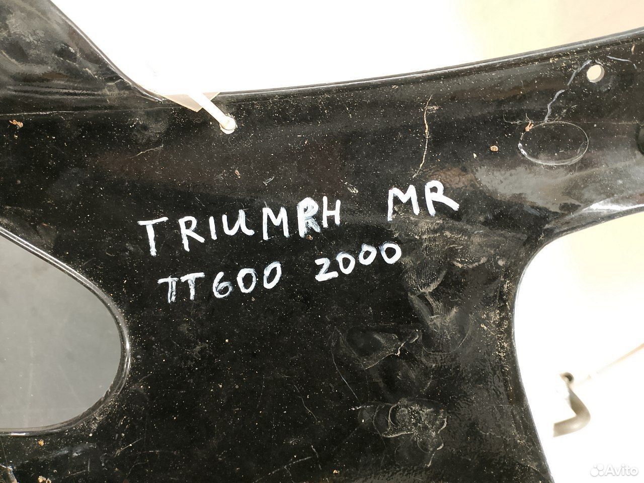 Triumph TT600 2000 обтекатель передний