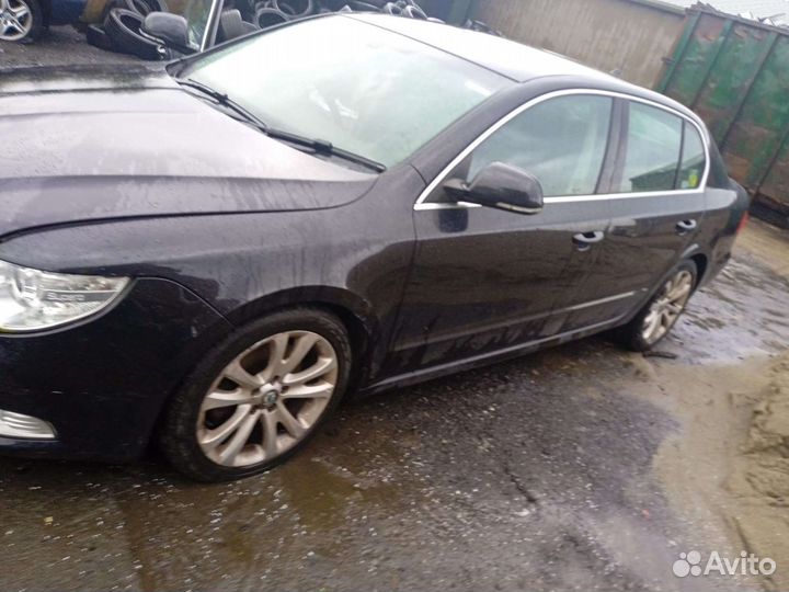 Ступица передняя левая skoda superb 2 2008