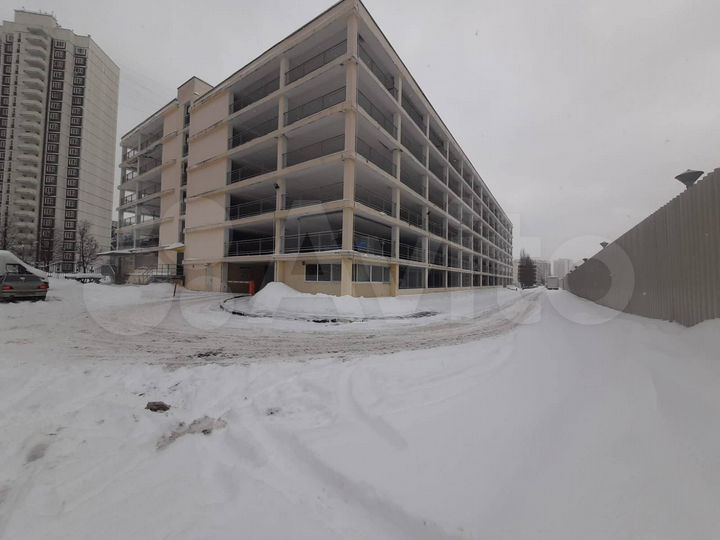 Машиноместо, 15 м²