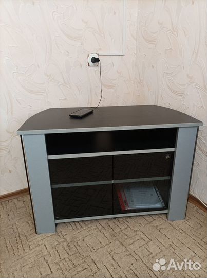 Тумба под тв