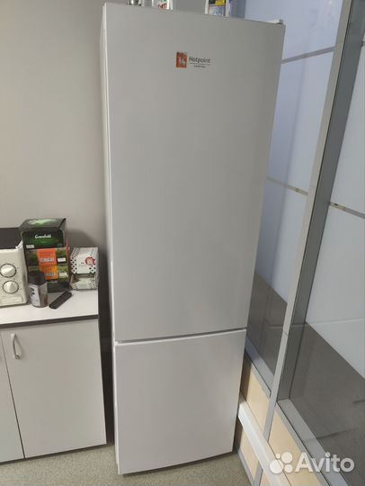 Hotpoint ariston холодильник