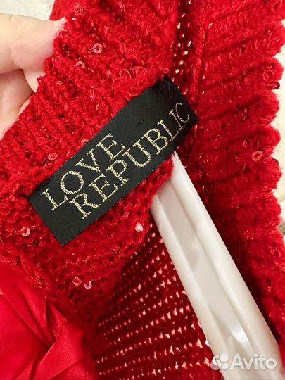 Свитер женский