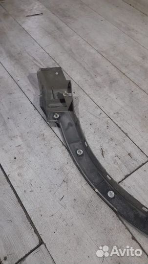 Расширитель крыла передний правый Toyota Rav 4 Ca