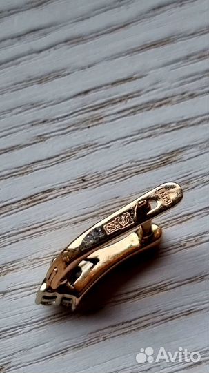 Золотые серьги 585 э с бриллиантами