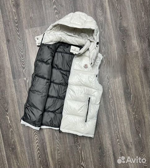 Жилетка moncler