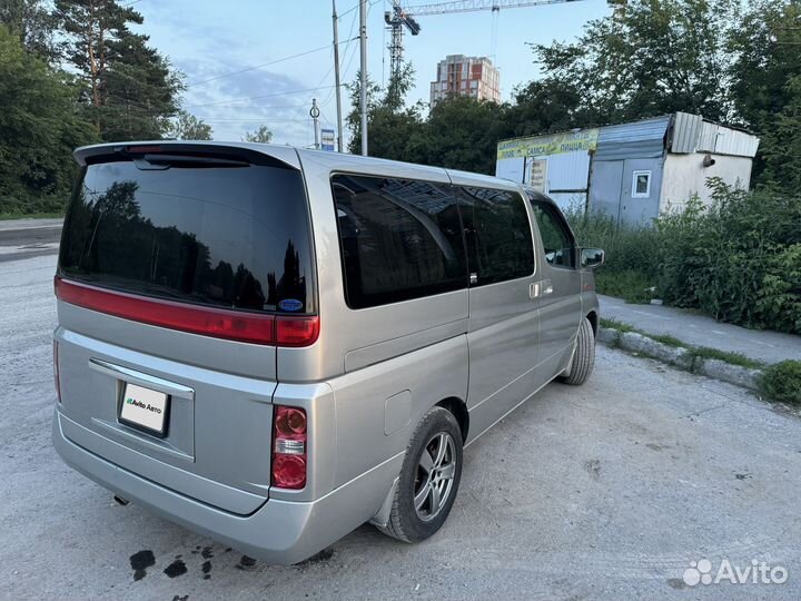 Nissan Elgrand 3.5 AT, 2003, 221 000 км