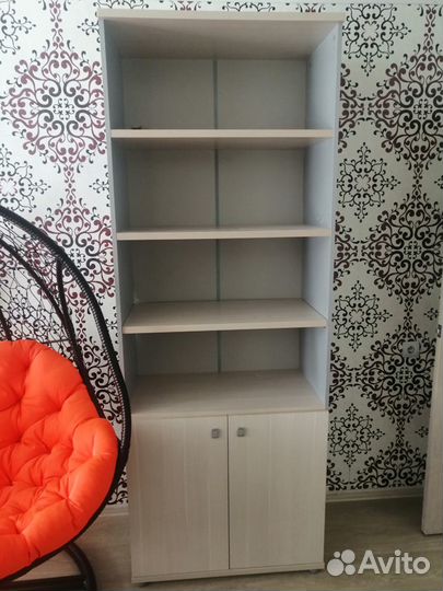 Шкаф