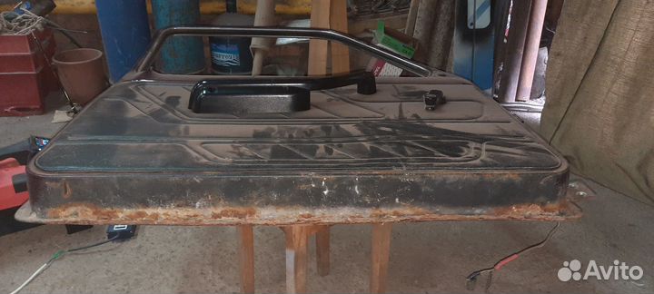 Продам двери на ниву ваз 21214