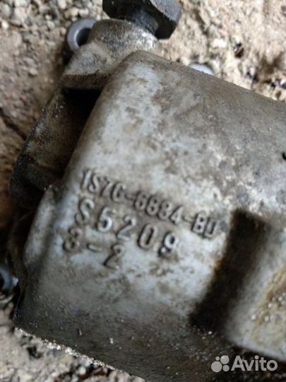 Корпус масляного фильтра Ford Escape