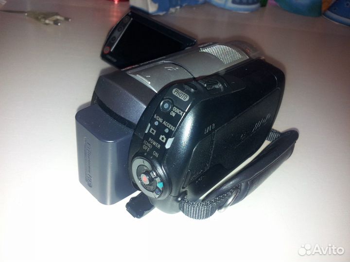 Продам видеокамеру