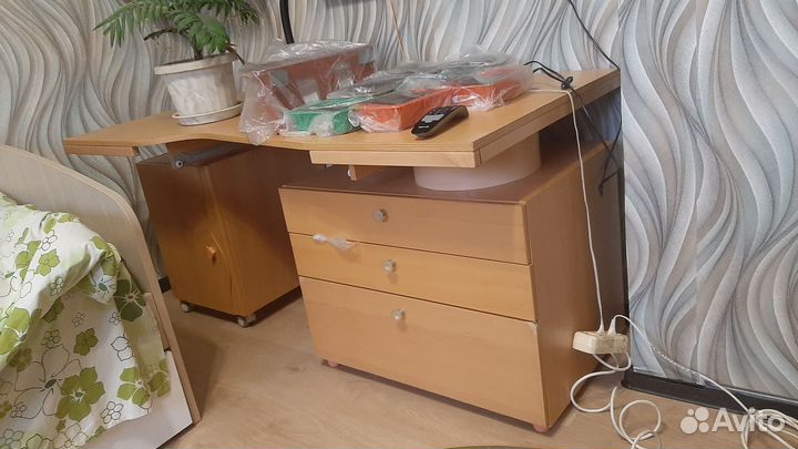 Книжный шкаф бу