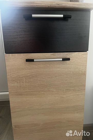 Кухонный шкаф