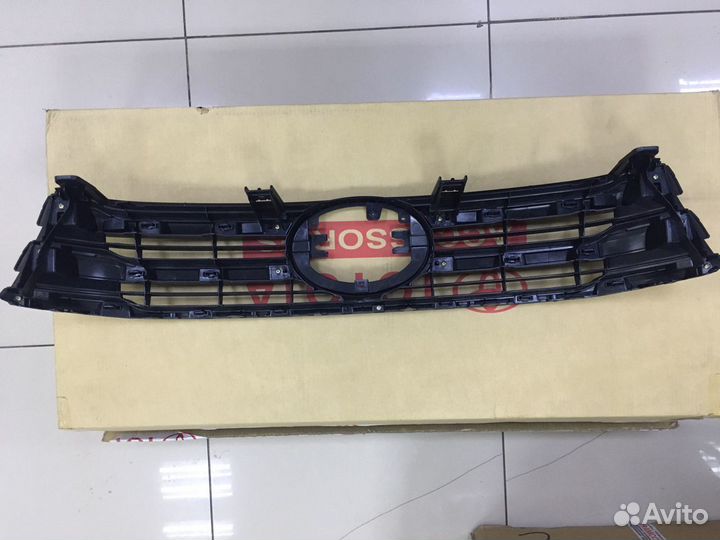 Решетка радиатора toyota hilux / хайлюкс c 2015 г