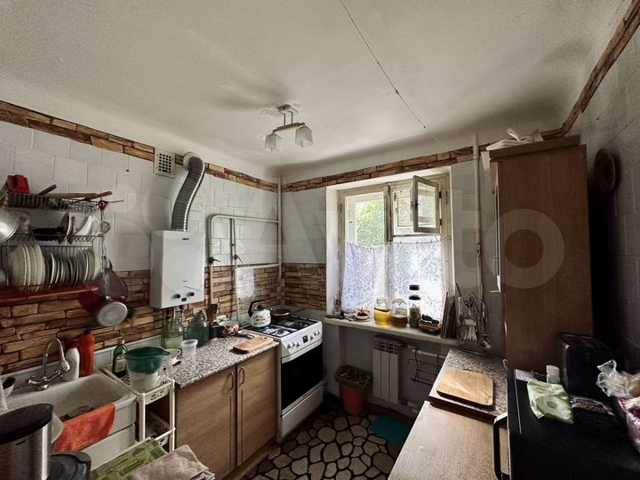 2-к. квартира, 42 м², 1/5 эт.