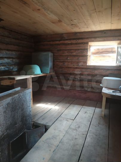 Дом 30 м² на участке 5 сот.