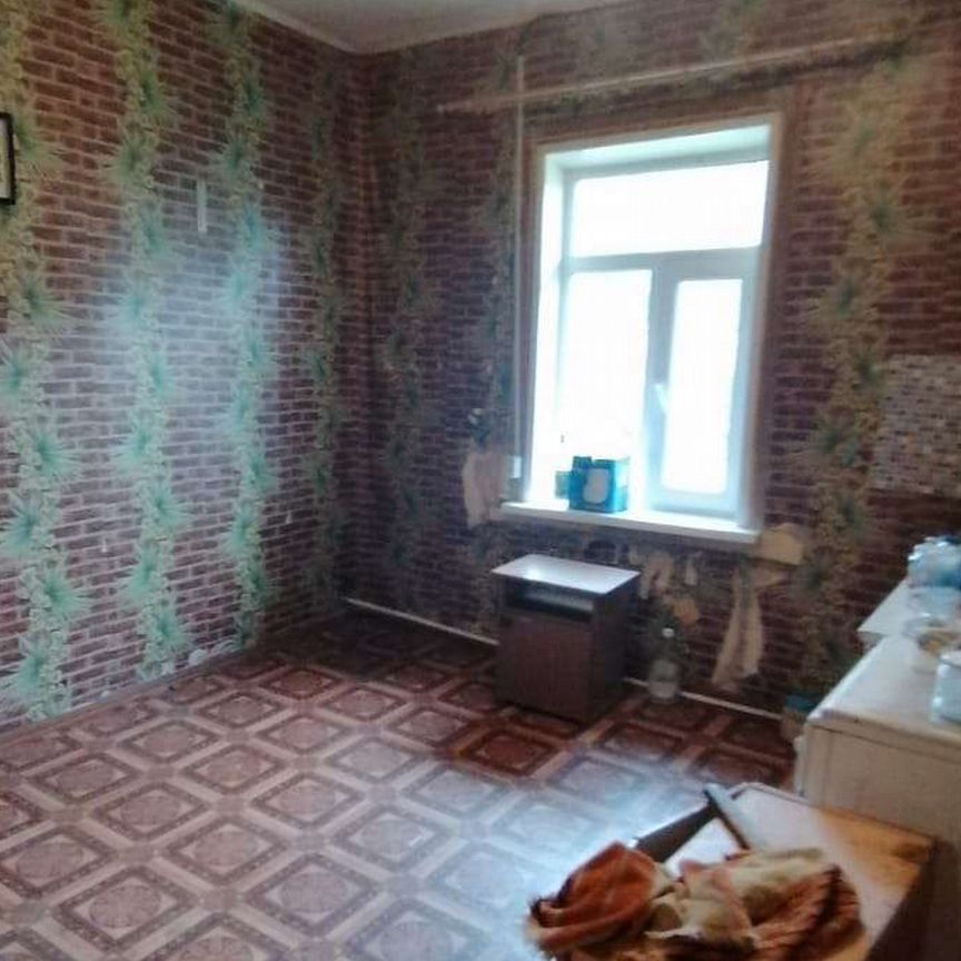 Квартира 2-комн. 47 м² за 350 000 ₽ в Починок — фото 2