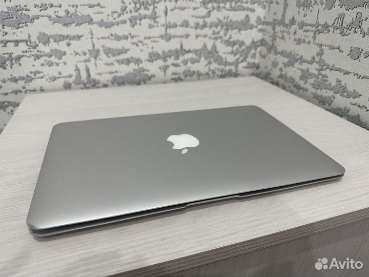 Apple macbook air 11