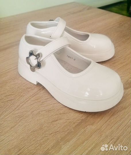 Туфли для девочки 30 р-р