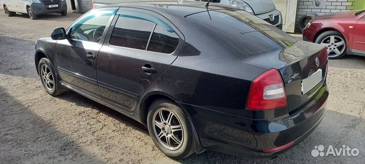 Skoda Octavia 1.6 МТ, 2011, 235 000 км