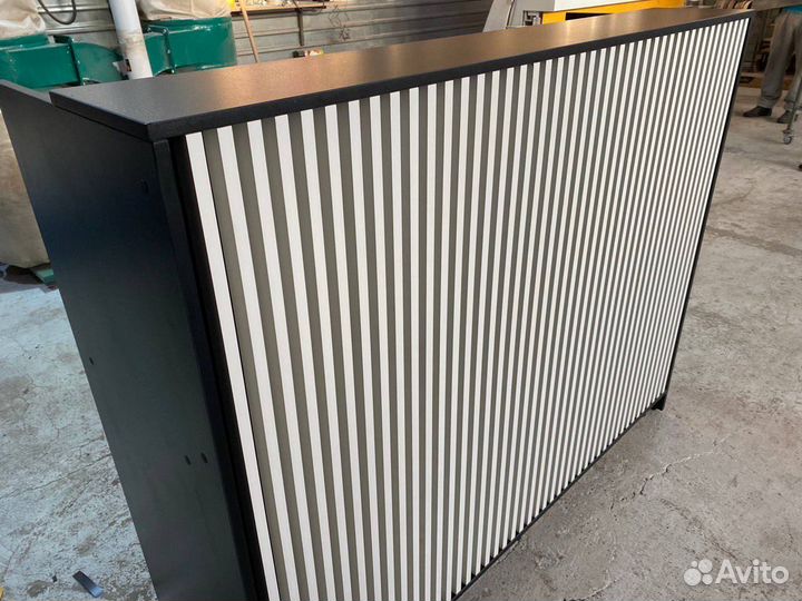 Стойка ресепшн