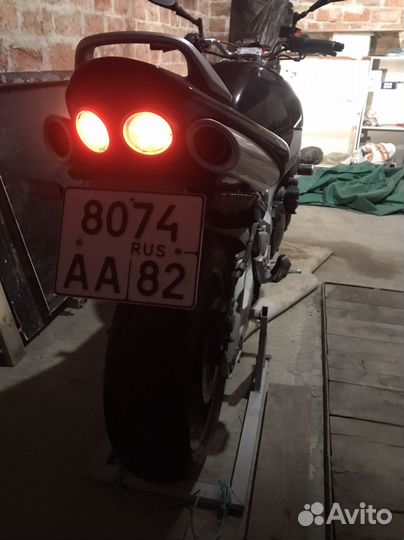 Suzuki GSR 400, 2008