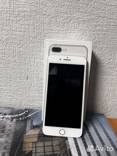 Телефон iPhone 7 plus