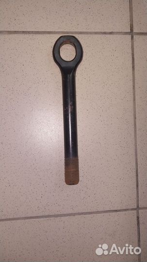 Буксировочный крюк hyundai