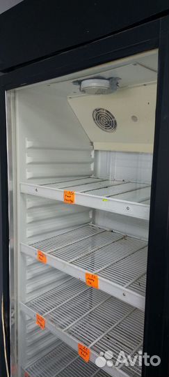 Витринный холодильник шкаф