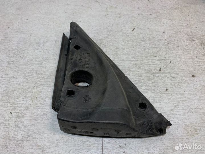 Уплотнитель зеркала левый Bmw X5 F15 2012-2016