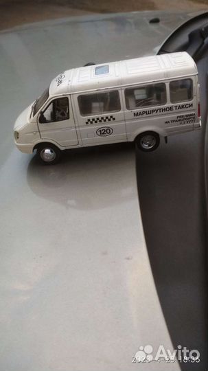 Машинка Газель