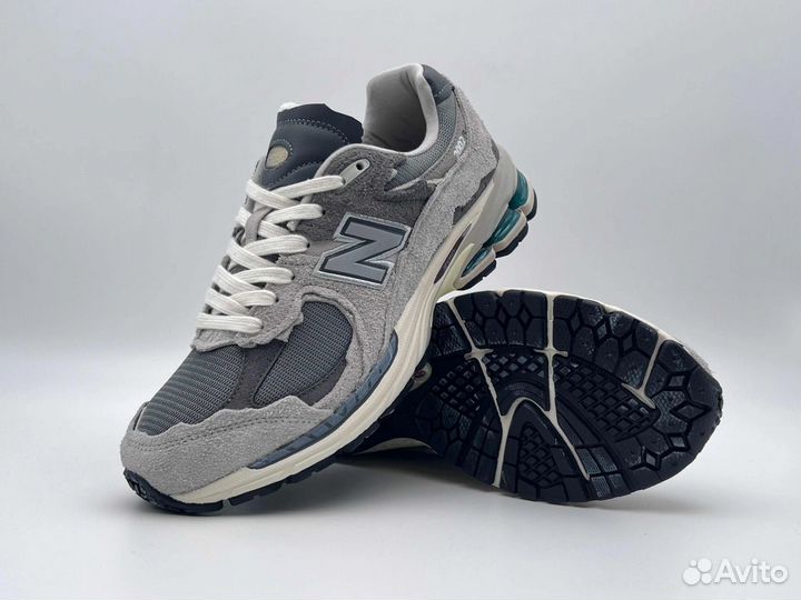 Кроссовки New Balance 2002R