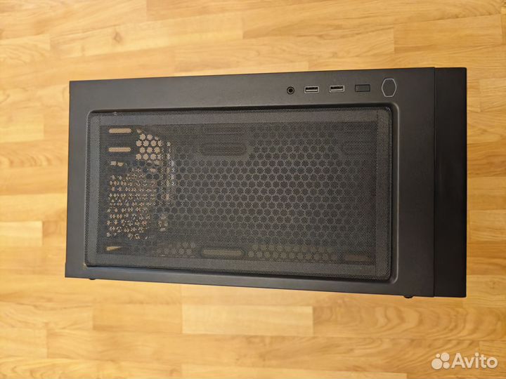 Cooler Master Master Box MB400L