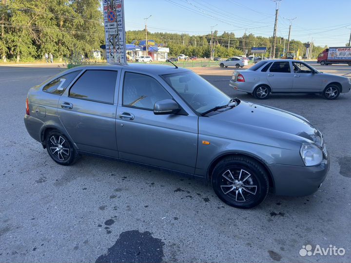 LADA Priora 1.6 МТ, 2012, битый, 177 000 км