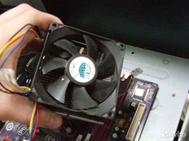 Материнская плата с кулером