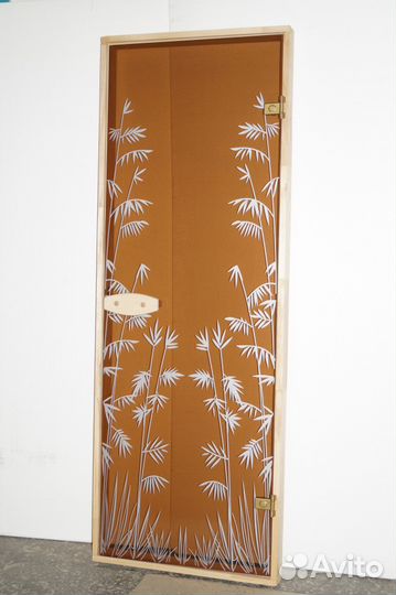 Стеклянные двери для бани