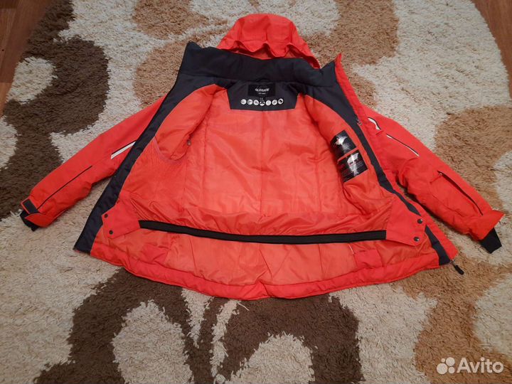 Горнолыжная куртка на девочку
