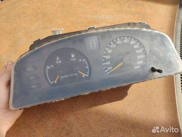 Щиток приборов Subaru