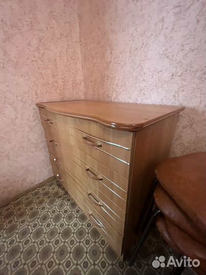 Спальный гарнитур