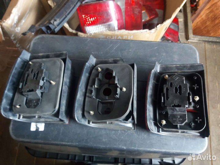 Фонарь задний наружный правый для VW Passat (B4)