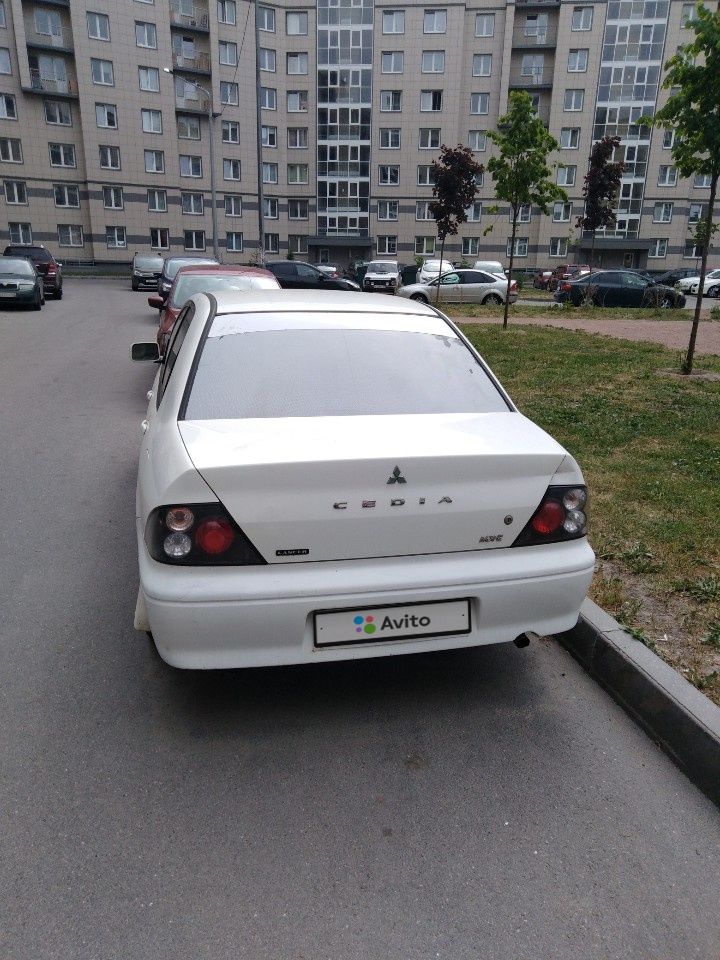 Mitsubishi Lancer: фото владельца