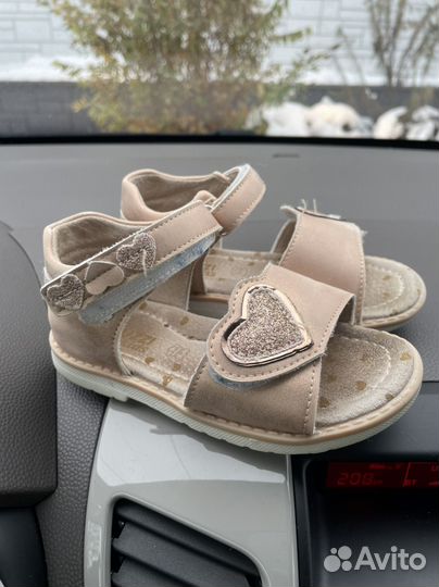 Сандали 26