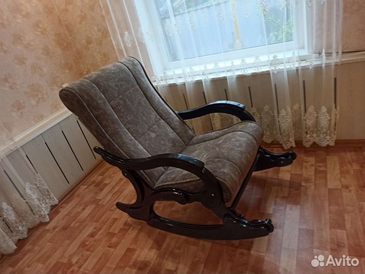 Кресло качалка