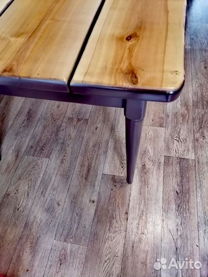 Столы обеденные