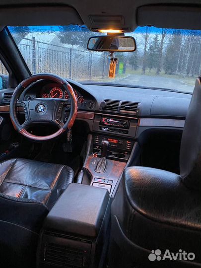 BMW 5 серия 2.8 AT, 2000, битый, 375 000 км