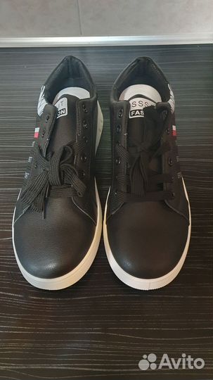 Кроссовки мужские лето-осень