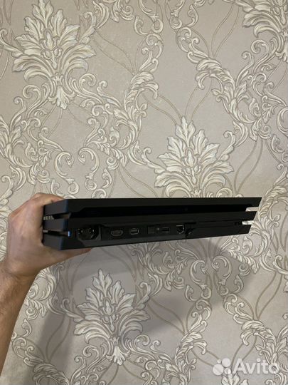 Sony playstation 4 pro 1tb