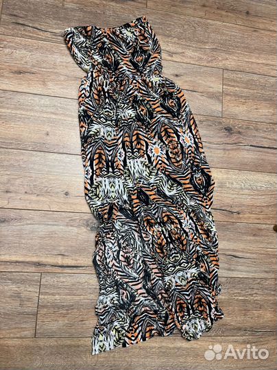 Платье stradivarius