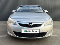 Opel Astra 1.4 AT, 2011, 180 000 км, с пробегом, цена 680 000 руб.