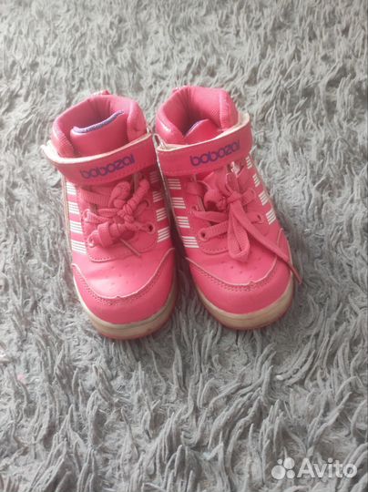 Кроссовки для девочки